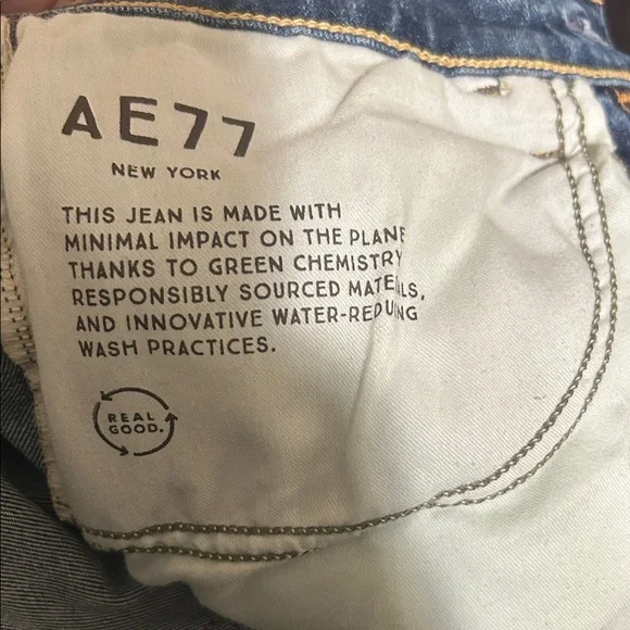 Women's American Eagle 77 Blue Flared Jeans - Picture 8 of 9